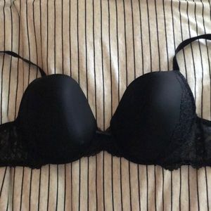 34 DDD Victoria’s Secret bra